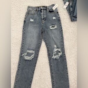 Pacsun Dad jeans, medium indigo.
BRAND NEW W TAGS.